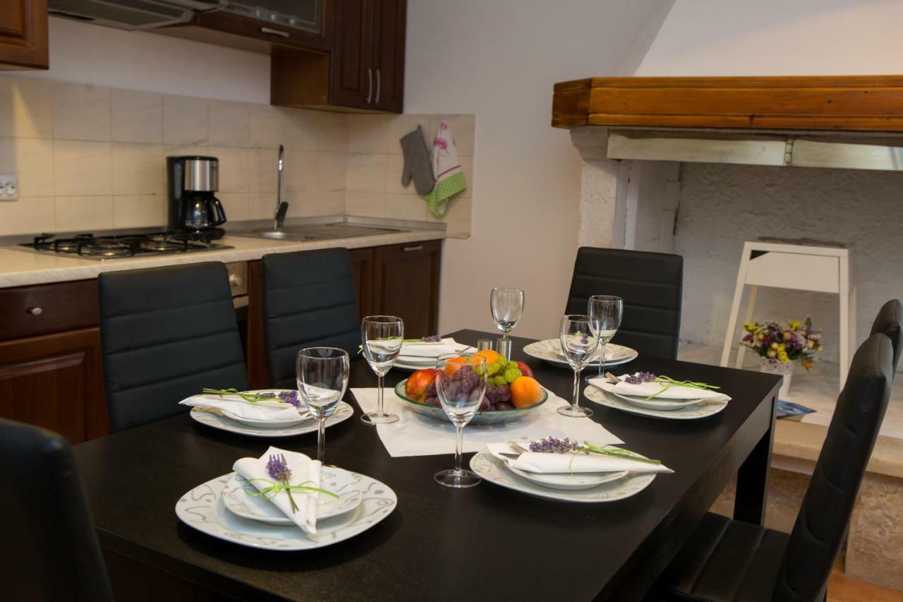 Apartman Girasol Pulaアパートメント エクステリア 写真